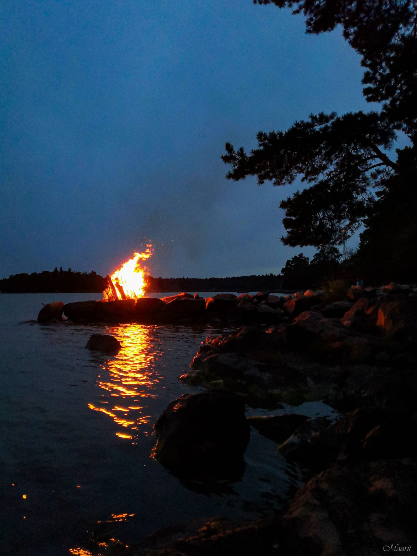 Muinaistulien yönä