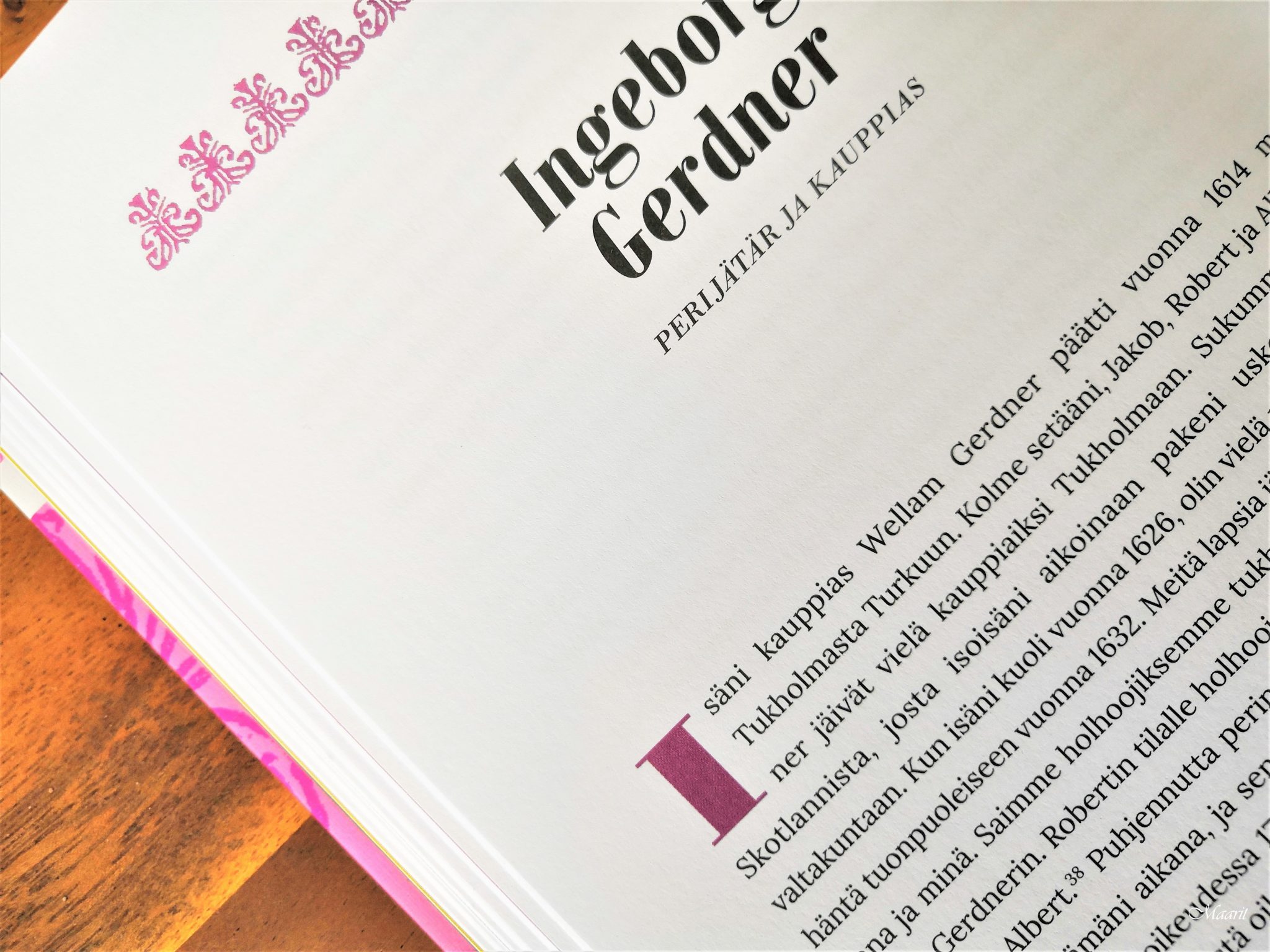 Kirjasuositus: 39 tarinaa 1600-luvun turkulaisnaisista