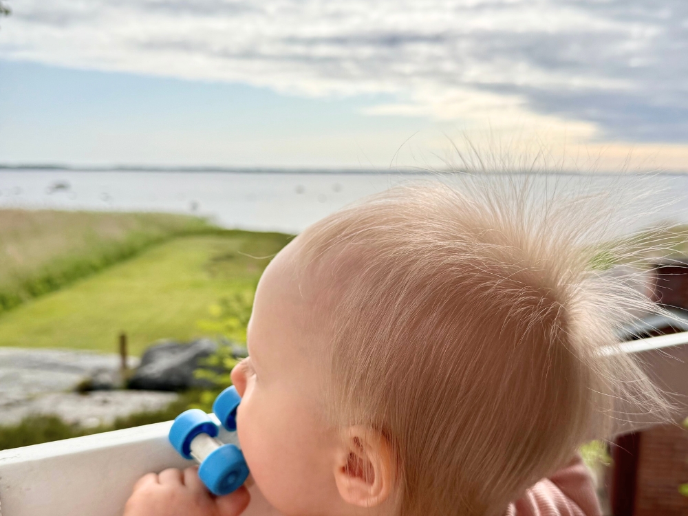 Vinkkejä vauvan kanssa mökkeilyyn