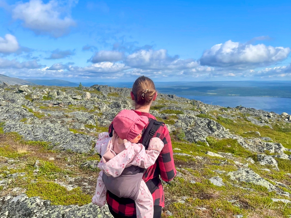 Tunturiin lapsen ja koiran kanssa – mitä kannattaa ottaa huomioon?
